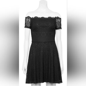 Vintage Looking Elegant Off Shoulder Black Lace Party Holiday Dress